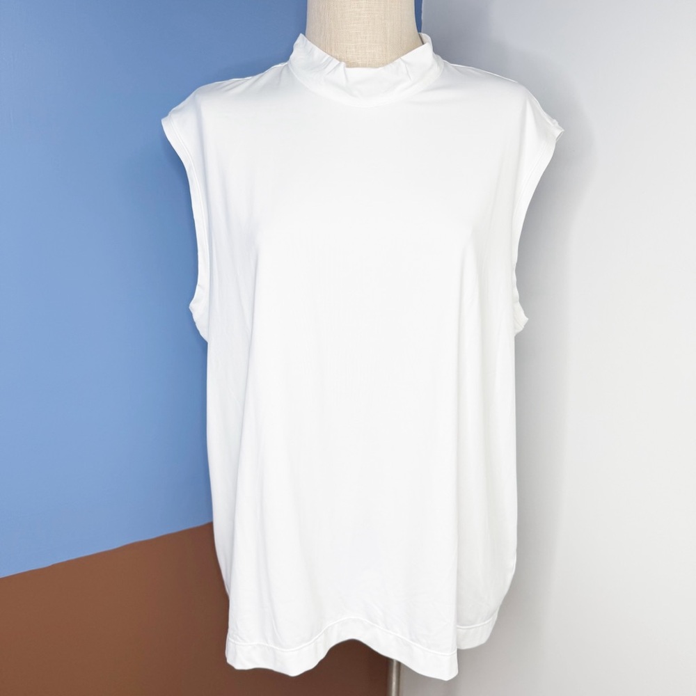 Kinona White Mockneck Back Zip Sleeveless Golf Top XXL